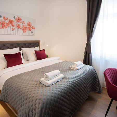 Design Park Residences - Stayflok Zagabria Esterno foto