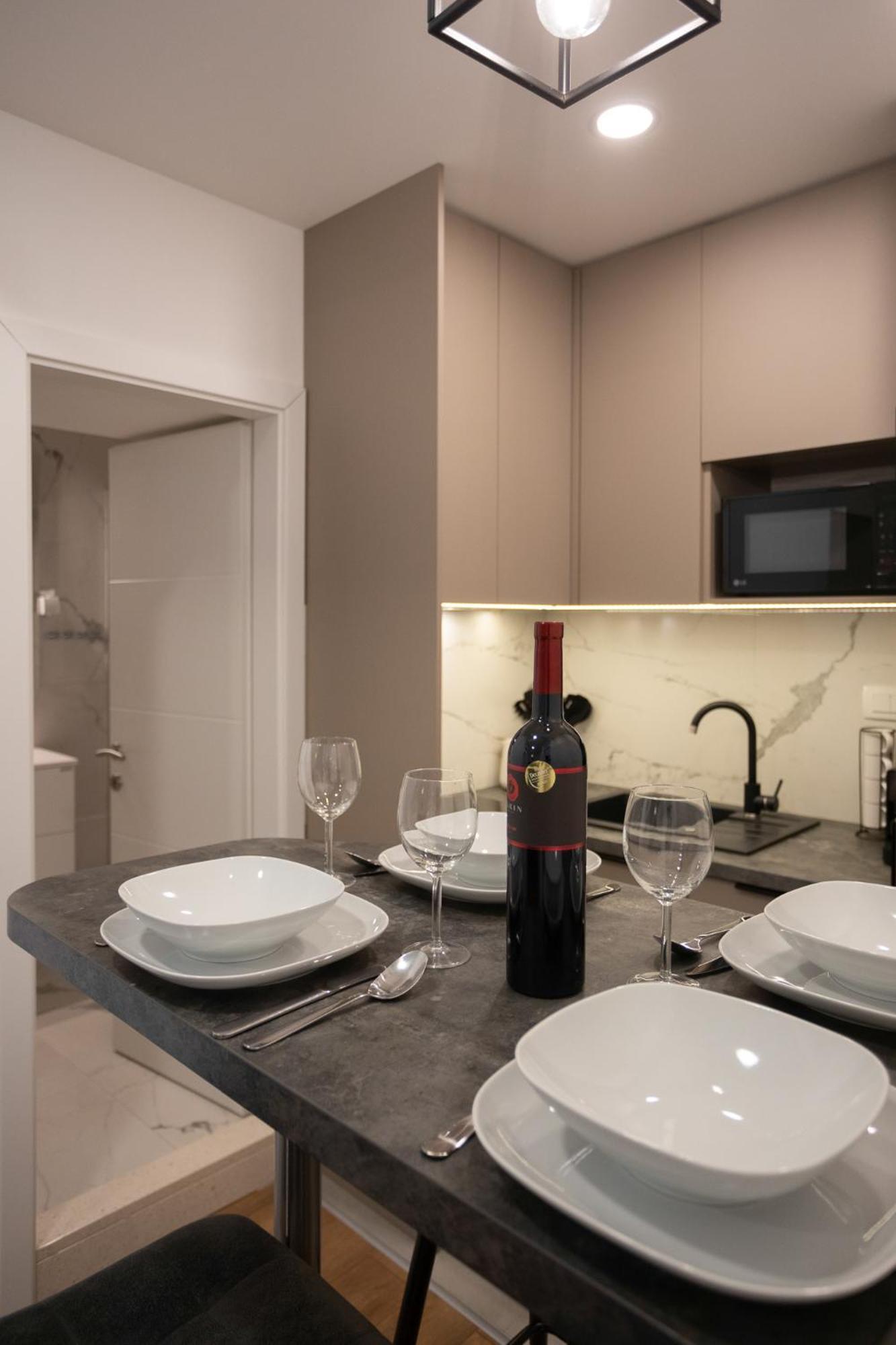 Design Park Residences - Stayflok Zagabria Esterno foto